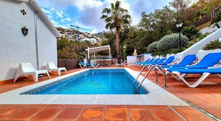 Beautiful vacation home with pool | Pets are welcome in Sitges