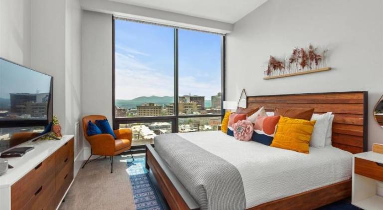 Vacation home | Pets allowed in Asheville, NC