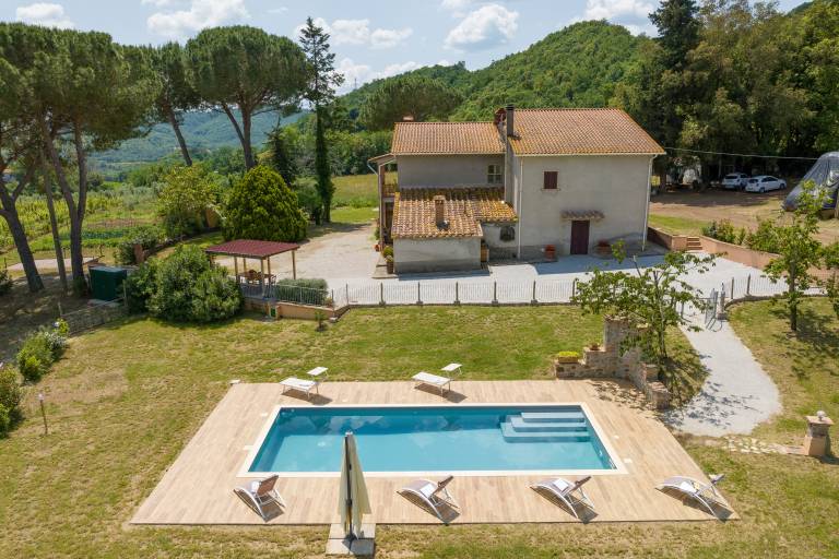Holiday Home 'Villa Adelmo' with Private Pool, Terrace and Wi-Fi in Pomarance