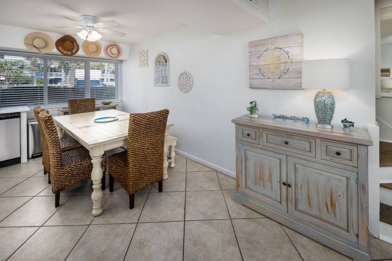 208A - 1BR/1 Bath at Seaspray Condos on Okaloosa Island, Fort Walton Beach, Fl — photo 5