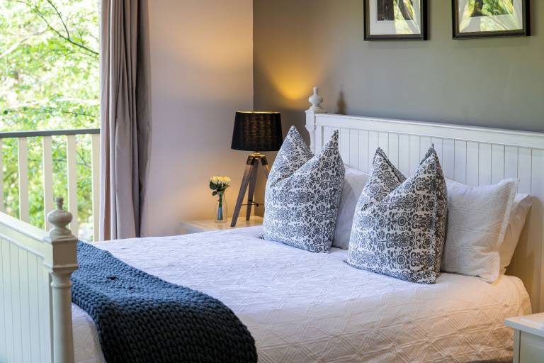 Bed and breakfast  Pakenham