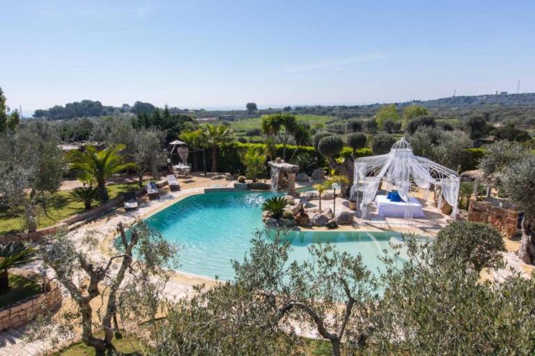 Villa 'Tiziana' with Sea View, Wi-Fi and Air Conditioning in Patu