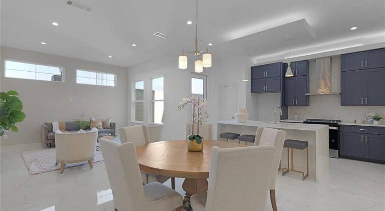 Fully equipped villa with terrace & jacuzzi | Good for workation | Pet-friendly in Houston, TX