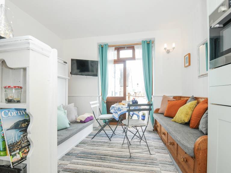Fully equipped cottage | Beach view | Pet-friendly — photo 2