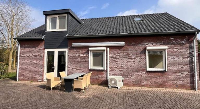 100 m&sup2; Ferienhaus