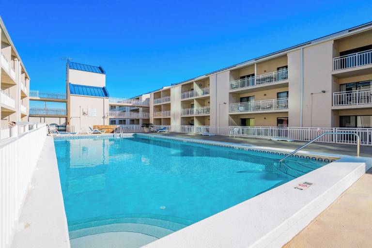 Condo Romar Beach