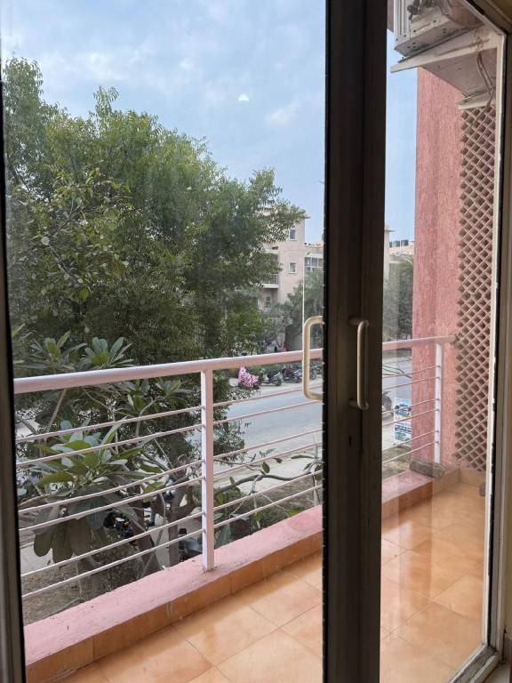 Rental apartment with pool, garden & patio — photo 5