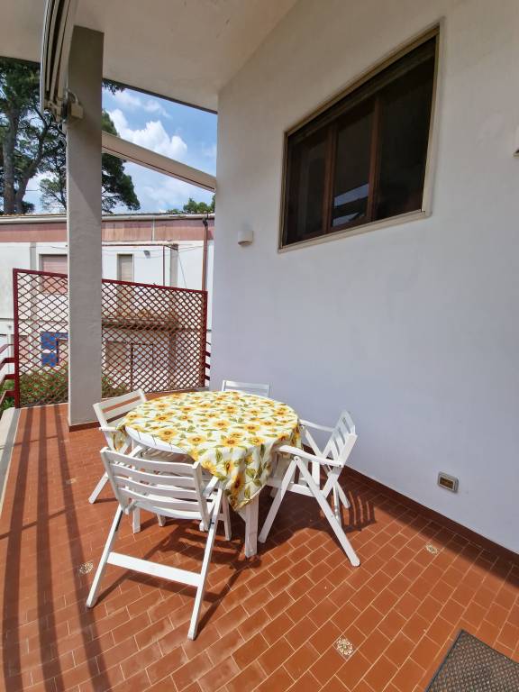 Family-oriented spacious villa with patio & yard | Garden view | Pet-friendly — photo 4