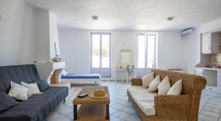 Beautiful villa with pool | Dogs allowed — photo 2