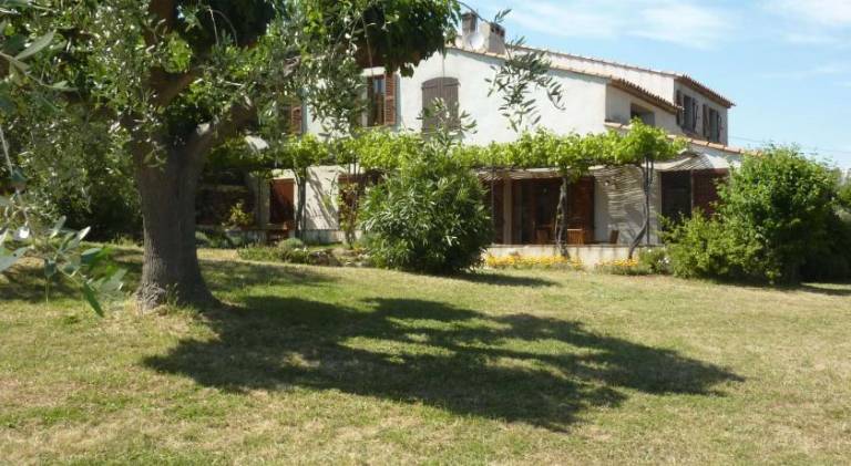 FERME DU MOULIN ROUX- 2 superbes appartements- 2cbres chacun- classe 3 etoiles, climatises in Ramatuelle