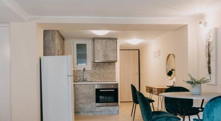 Best House, Central Luxury, Agiou Nikolaou, Patra — photo 3