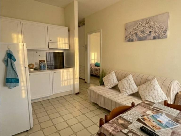 Children-friendly lovely rental apartment | City view | Beach nearby | Pet-friendly — photo 2