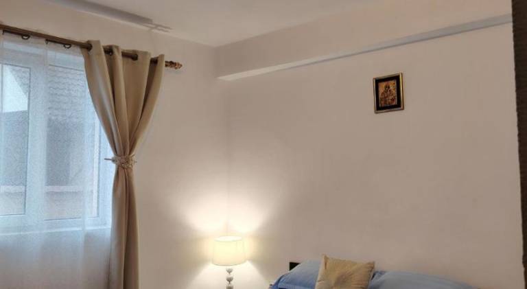 Apartment with 2 rooms for 6 persons in Sibiu