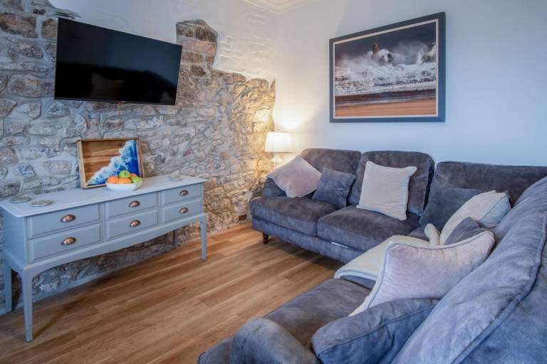 Children-friendly nice apartment with fast internet | Sea view | Pets are welcome — photo 3