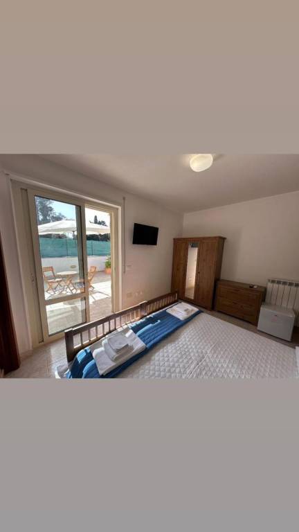 Child-friendly dedicated room | Next to the beach | Pets allowed — photo 3