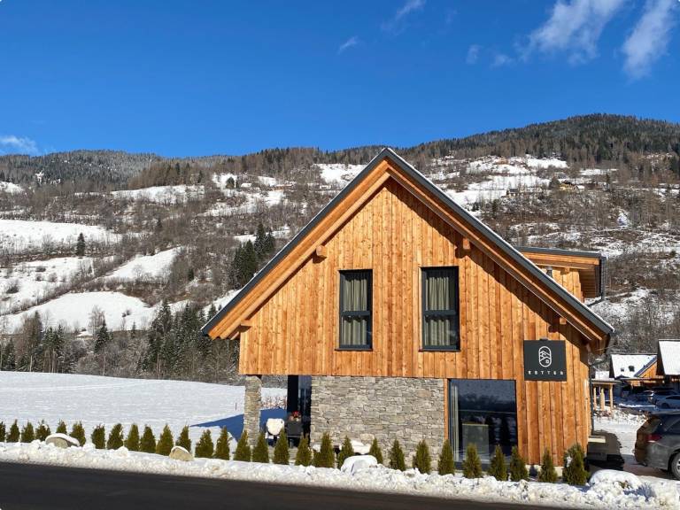 Geräumiges Chalet mit Blick auf die Skipiste