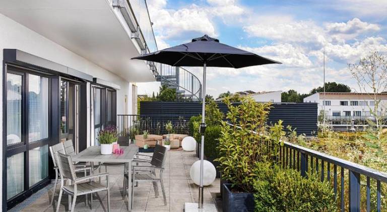 Spacious serviced apartment with patio | Suitable for remote work | Dogs allowed — photo 3
