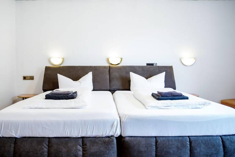 Komfortables und vielseitiges Zimmer –Perfekt für Erholung, Arbeit und Austausch — photo 5