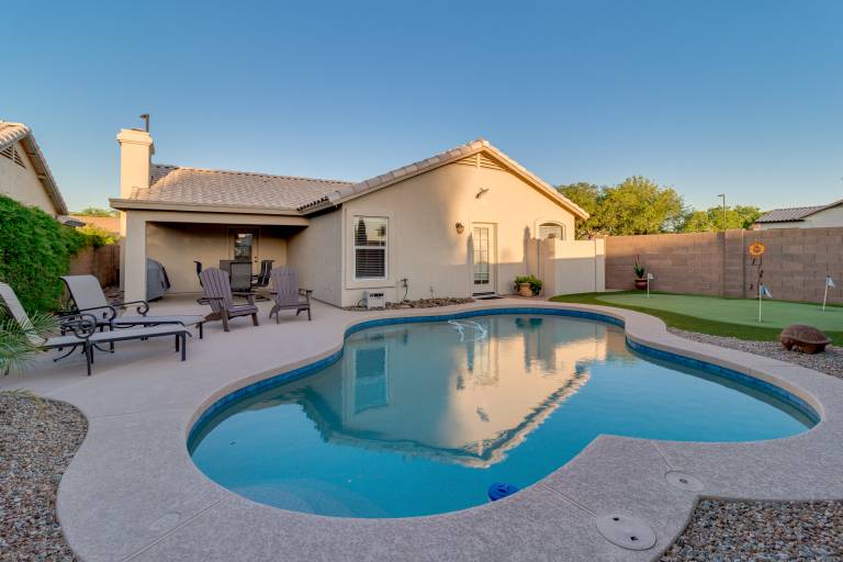 Executive Pool Home in Gilbert 30 Night Min