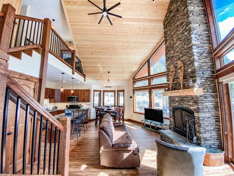 Children-friendly cabin with barbeque | Mountain view | Suitable for remote work | Pet-friendly — photo 2