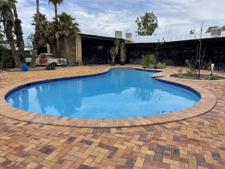 Motel  Longreach