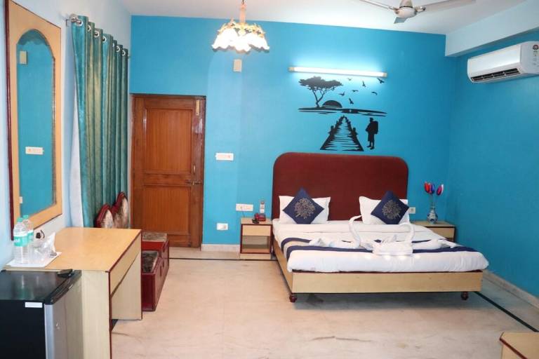 OYO 3002 Hotel Mayur in Gwalior