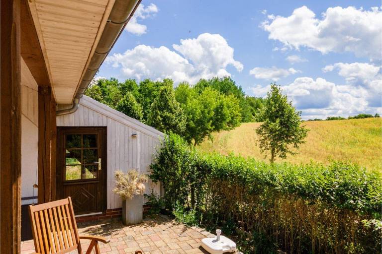 Beautiful holiday apartment with patio & BBQ | Garden view | Suitable for remote work | Pets allowed — photo 5