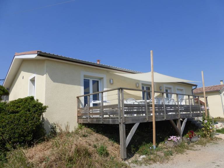 Gite with yard & patio | Pets allowed in Belleville-en-Beaujolais