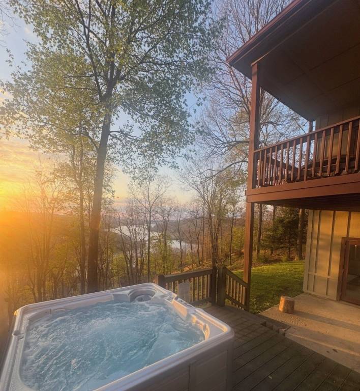 Cabin McHenry