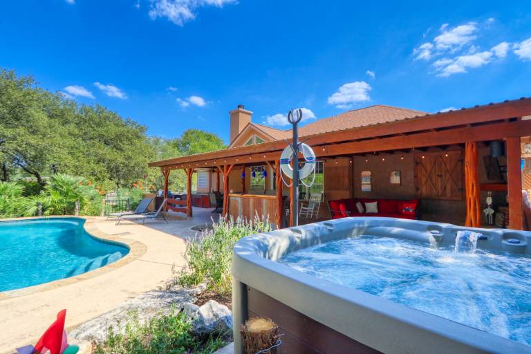 Hill Country Vibe — photo 2