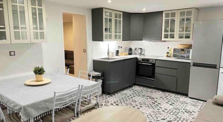 Rental apartment with 5 rooms for 14 persons — photo 3
