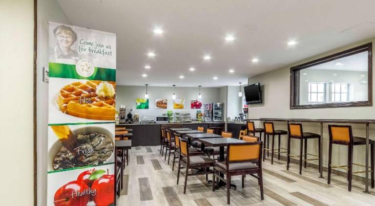 Quality Inn & Suites North Lima - Boardman — photo 3