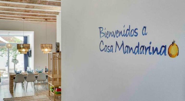 Casa Mandarina: 4 Bedrooms - 2 Terraces - Parking — photo 5