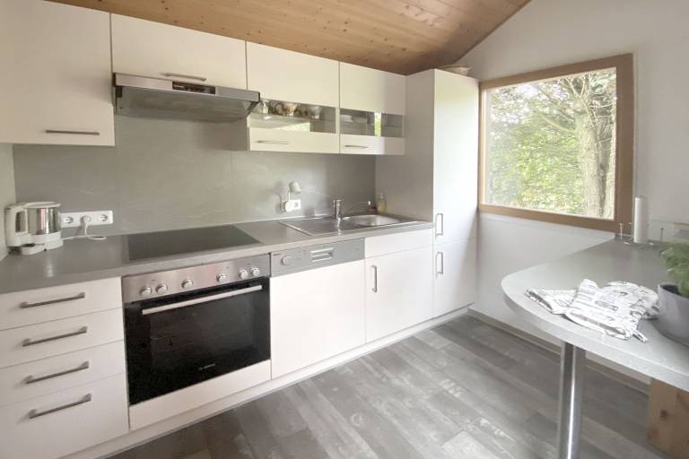 Lovely vacation home with yard, barbecue & terrace | Pets allowed — photo 4