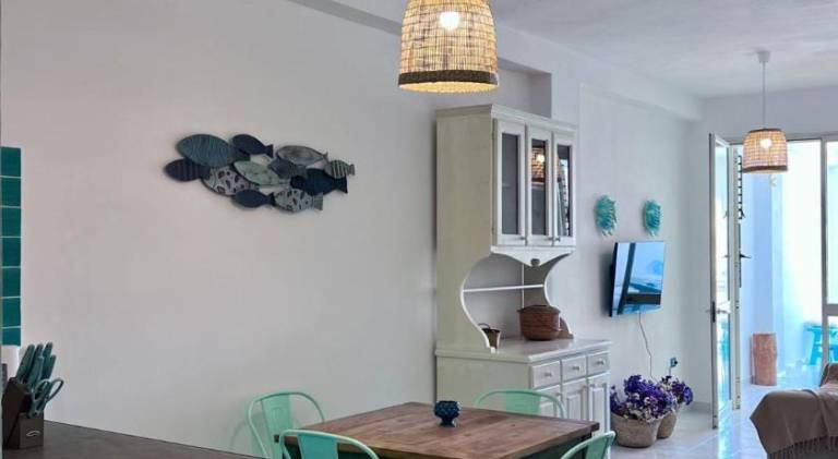 Rental apartment with yard, BBQ & terrace — photo 4
