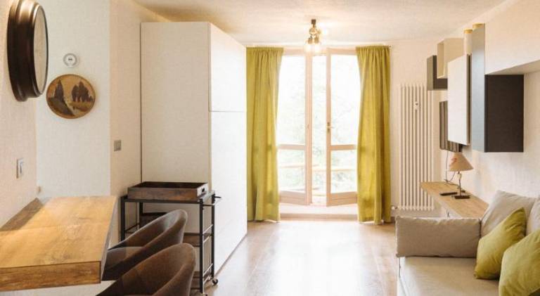 Holiday apartment with garden in Gressan