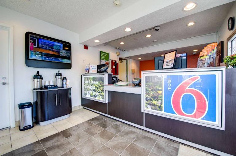 Motel 6 Seattle, WA - Airport — photo 2
