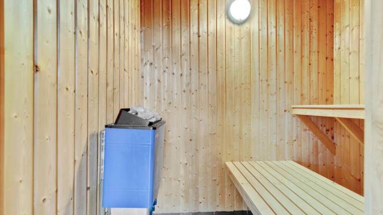 Family-oriented wonderful vacation home with sauna, BBQ & private pool | Dogs allowed — photo 4