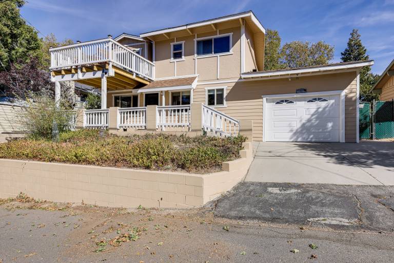 Home w/ 2 Decks - 2 Mi to Lake Gregory Dog Park! — photo 3