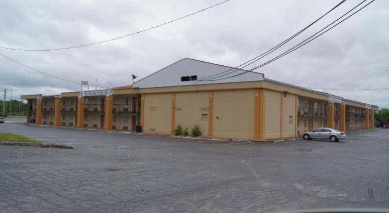 Executive Inn in Crossville, TN