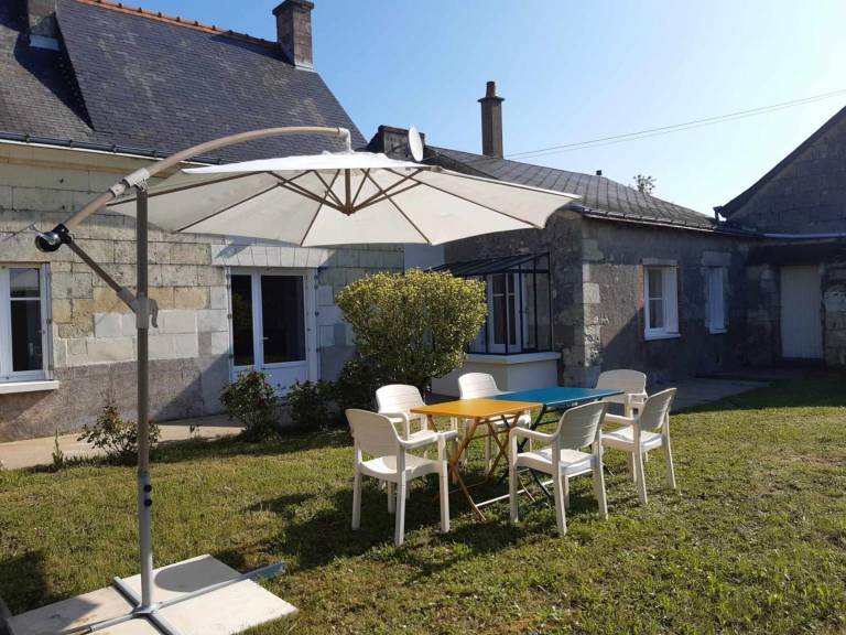 Cottage with barbecue & yard — photo 4