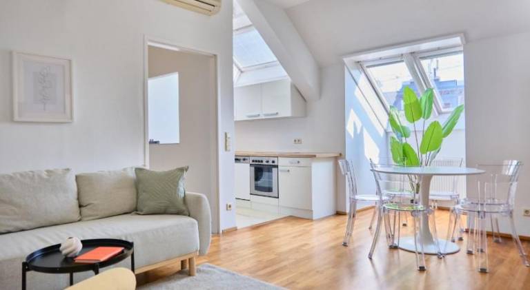 Apartment | Near Vienna State Opera in Vienna