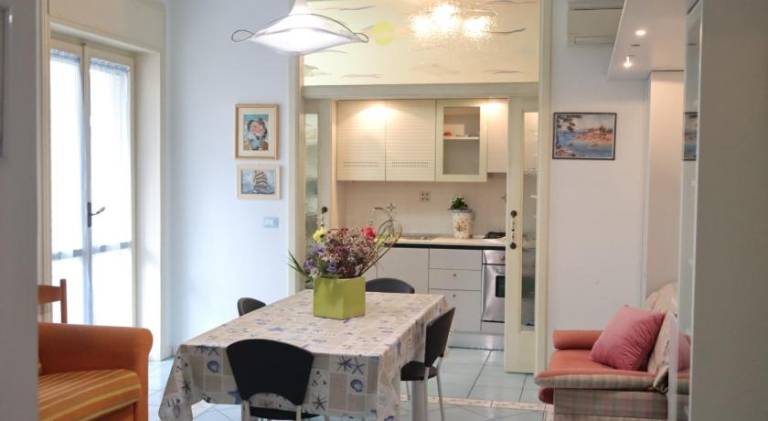 Rental apartment with 2 rooms for 4 persons — photo 4