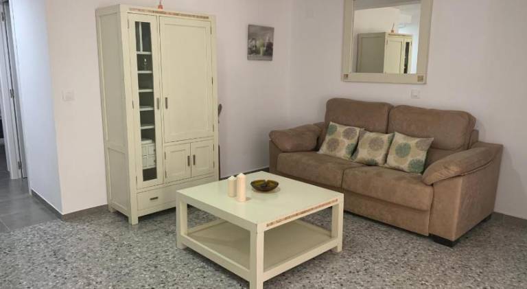 Rental apartment with 2 rooms for 4 persons in Seville