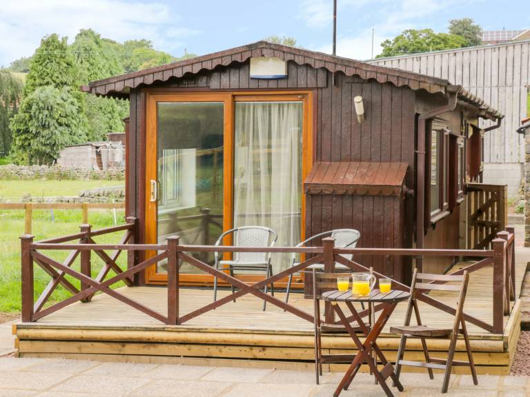 Wonderful cottage with yard | Pet-friendly — photo 2