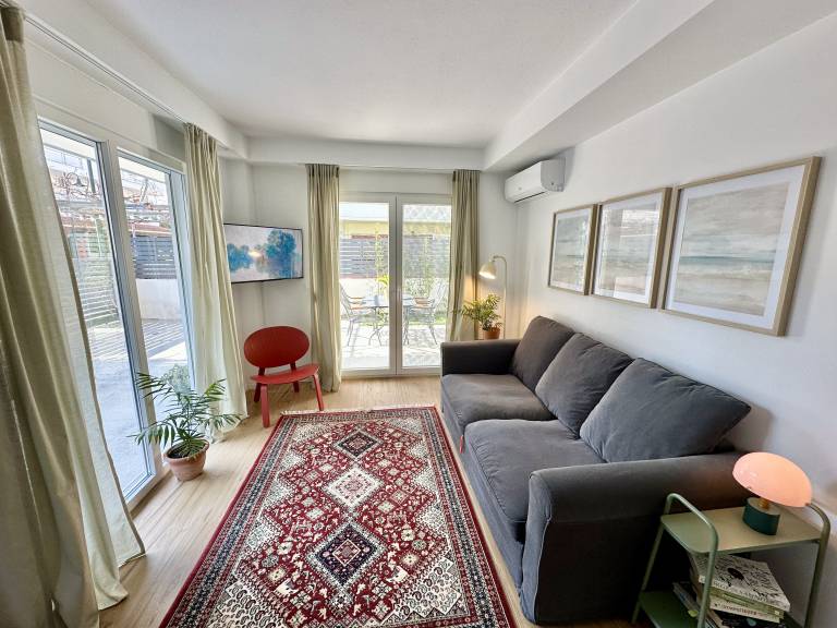 Modern Seaside Retreat with Private Patio and Parking - Blue Zone Homes Open — photo 2