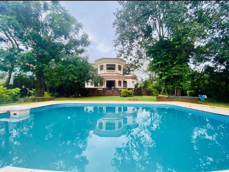 400 m² Villa