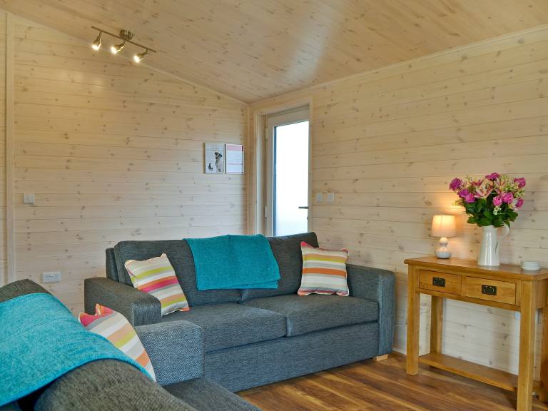 Cottage with terrace & garden — photo 4