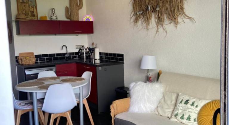 Rental apartment with BBQ & terrace — photo 2