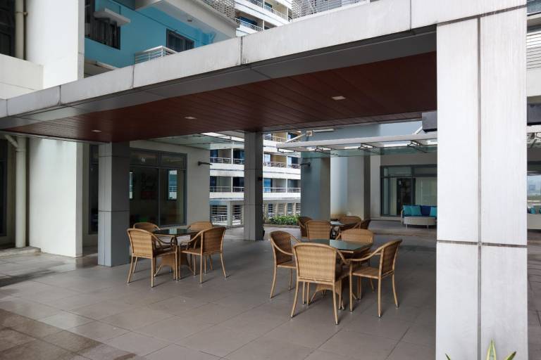 Nice apartment with terrace & pool | Pets are welcome — photo 3